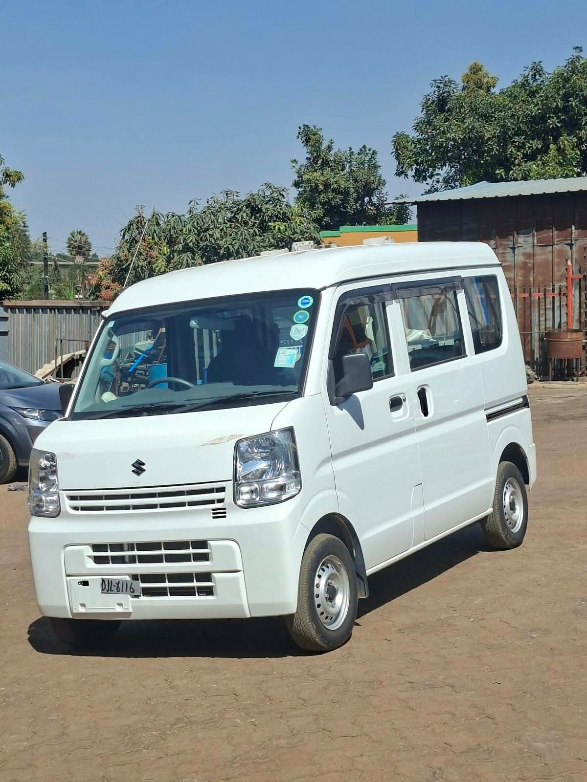 Mini Matatu